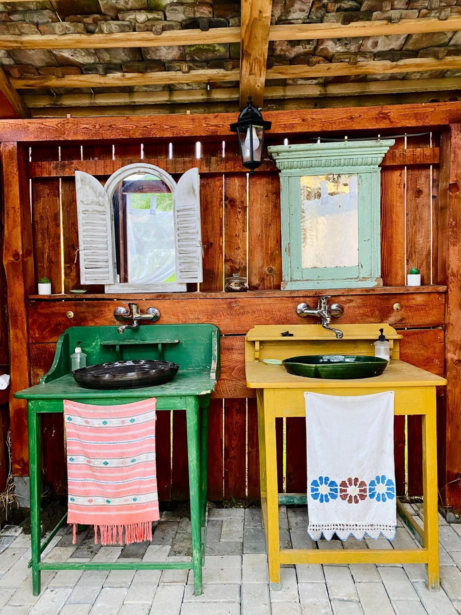 Saschiz 130/Lodging And Glamping Bagian luar foto